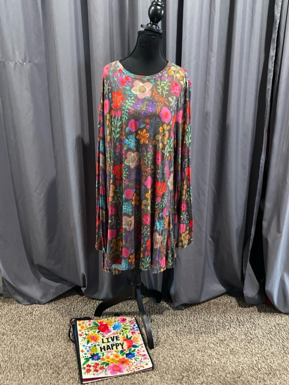 natural life Stevie, long sleeve floral print mini dress size XXL with bag